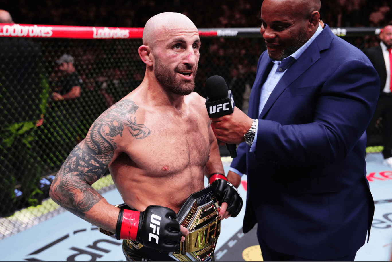 Alexander Volkanovski to Defend Featherweight Title at UFC 333 in Abu Dhabi cover image