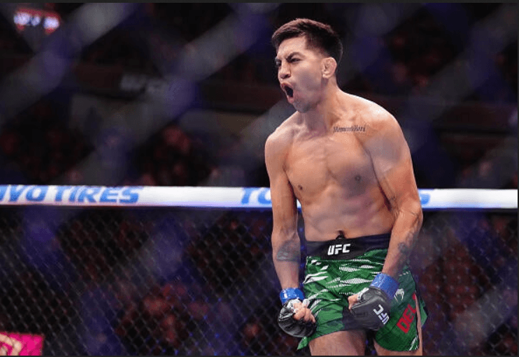 Noche UFC Main Event: Can Delgado Pull Off the Upset in Front of Hometown Crowd? cover image